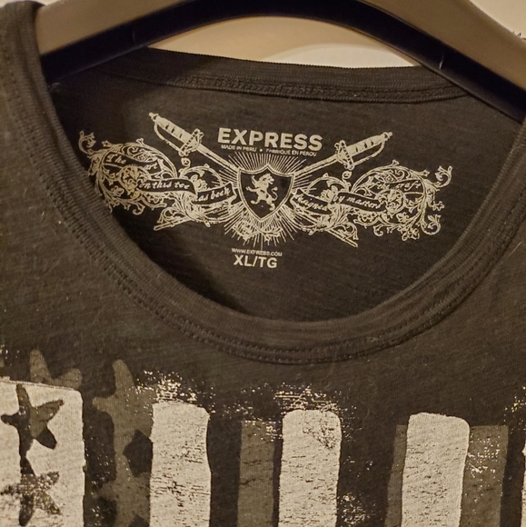 Express O'er the ramparts tee - Picture 3 of 3